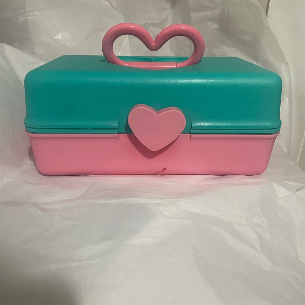 Caboodles Teal and Pink Heart-Shaped Handle Case “Naturally Pretty” 1990’s